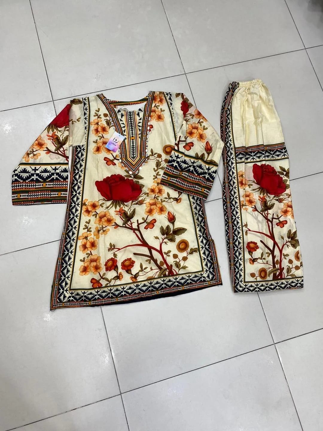 2-Piece Printed Kurta Pajama Set Embroidered - Stitched