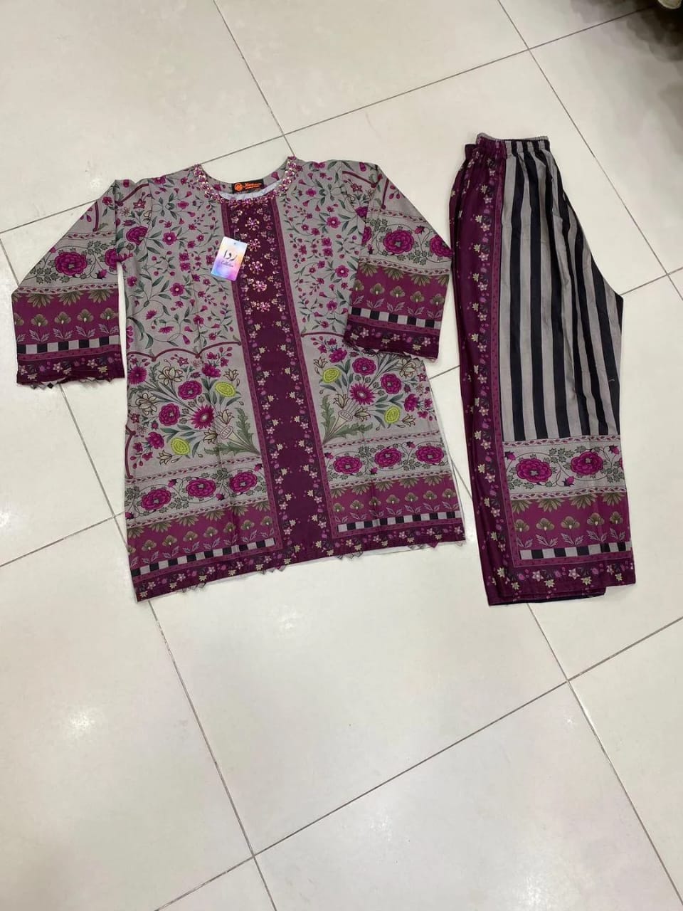 2-Piece Printed Maroon Lawn Suit - Stitched